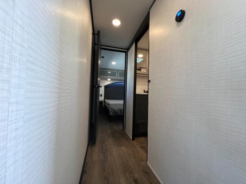 2025 Forest River 2025 Forest River Xlr Boost Toy Hauler - thumbnail 42