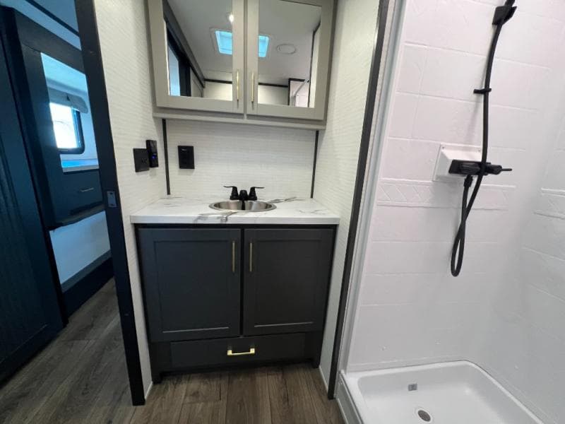 2025 Forest River 2025 Forest River Xlr Boost Toy Hauler - thumbnail 48