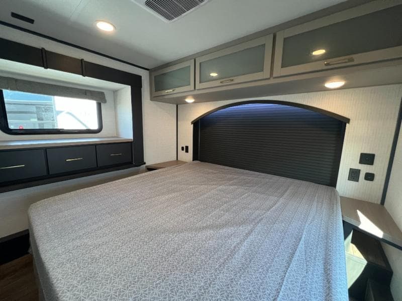 2025 Forest River 2025 Forest River Xlr Boost Toy Hauler - thumbnail 53