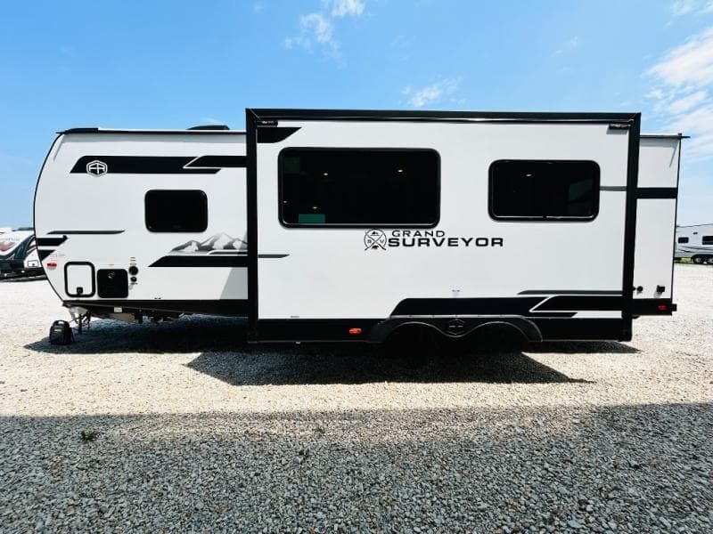 2026 Forest River 2026 Forest River Surveyor - thumbnail 7