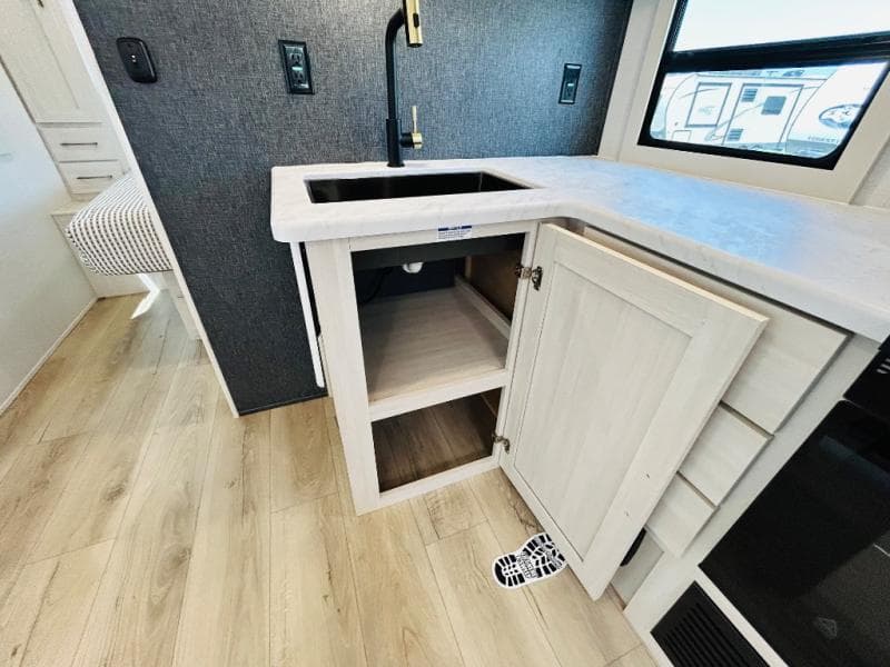 2026 Forest River 2026 Forest River Surveyor - thumbnail 27