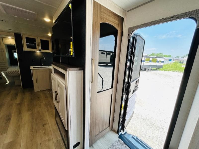 2026 Forest River 2026 Forest River Surveyor - thumbnail 33