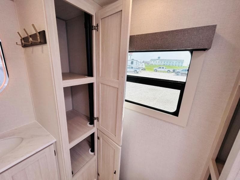 2026 Forest River 2026 Forest River Surveyor - thumbnail 44