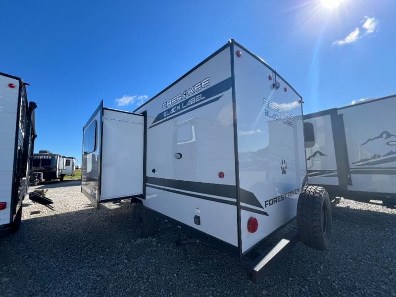 2026 Forest River 2026 Forest River Cherokee Wolf Pup Black Label - thumbnail 5