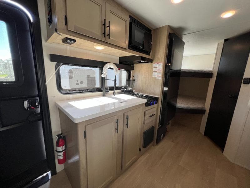 2026 Forest River 2026 Forest River Cherokee Wolf Pup Black Label - thumbnail 20