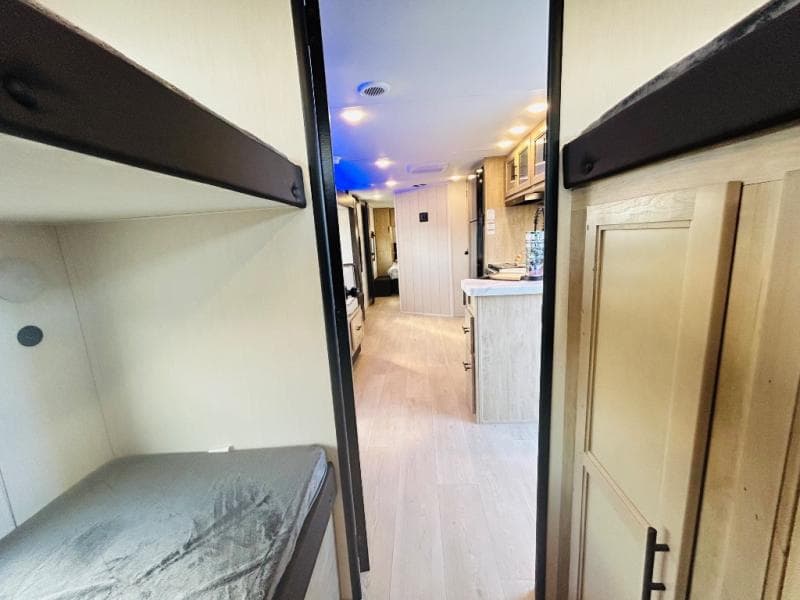 2026 Forest River 2026 Forest River Cherokee Grey Wolf - thumbnail 26