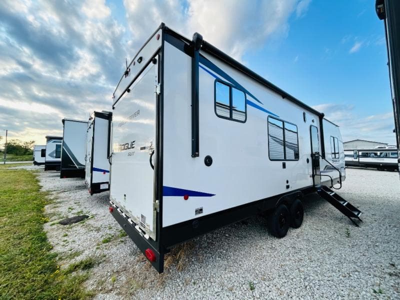 2026 Forest River 2026 Forest River Vengeance Rogue SUT - thumbnail 4