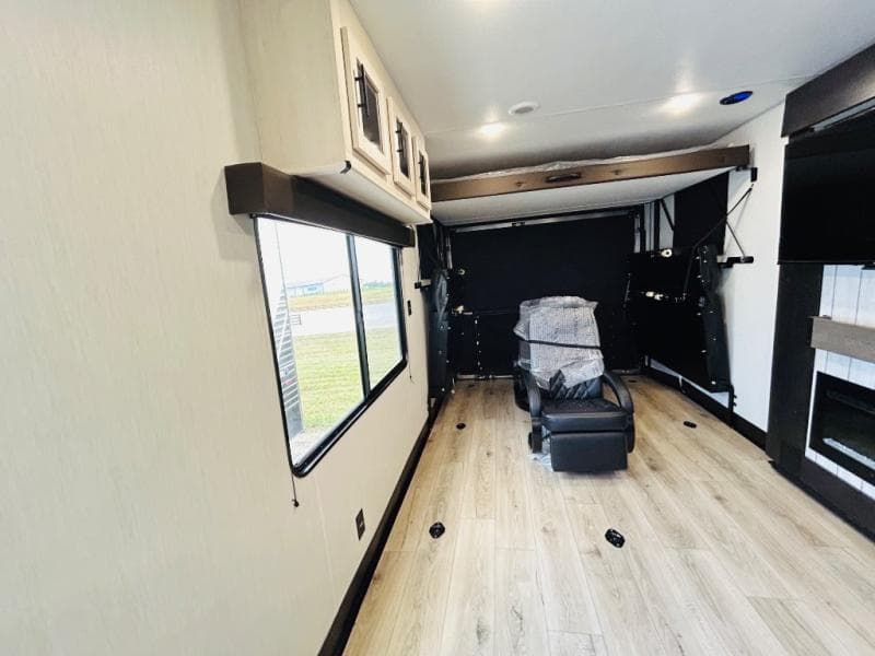 2026 Forest River 2026 Forest River Vengeance Rogue SUT - thumbnail 16