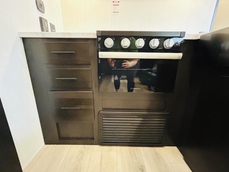 2026 Forest River 2026 Forest River Vengeance Rogue SUT - thumbnail 29