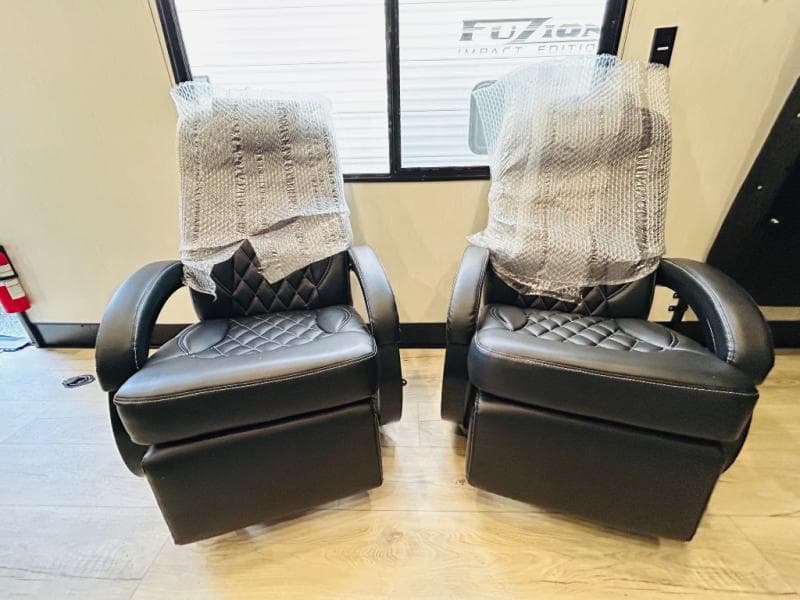 2026 Forest River 2026 Forest River Vengeance Rogue SUT - thumbnail 45