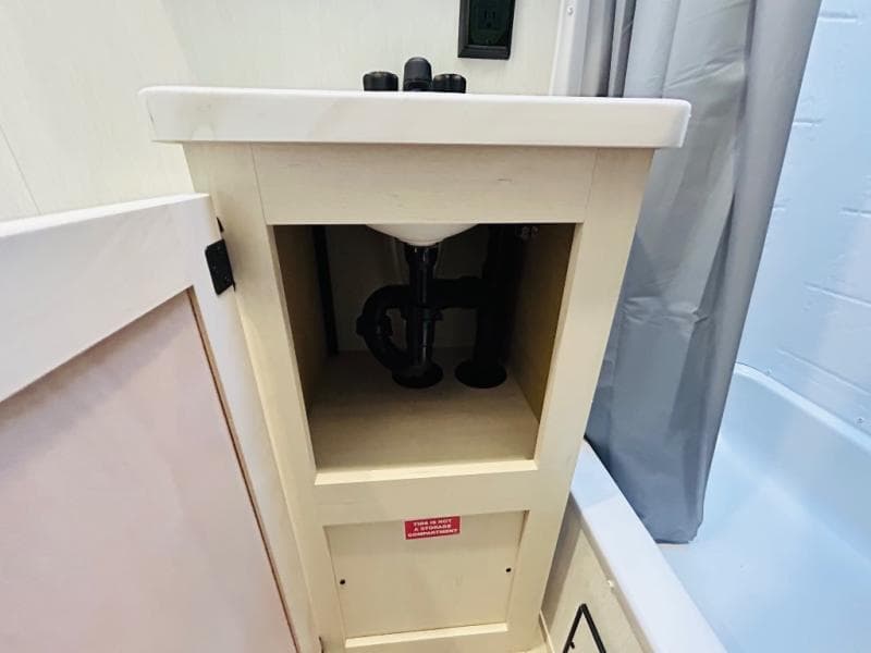 2026 Forest River 2026 Forest River Vengeance Rogue SUT - thumbnail 51