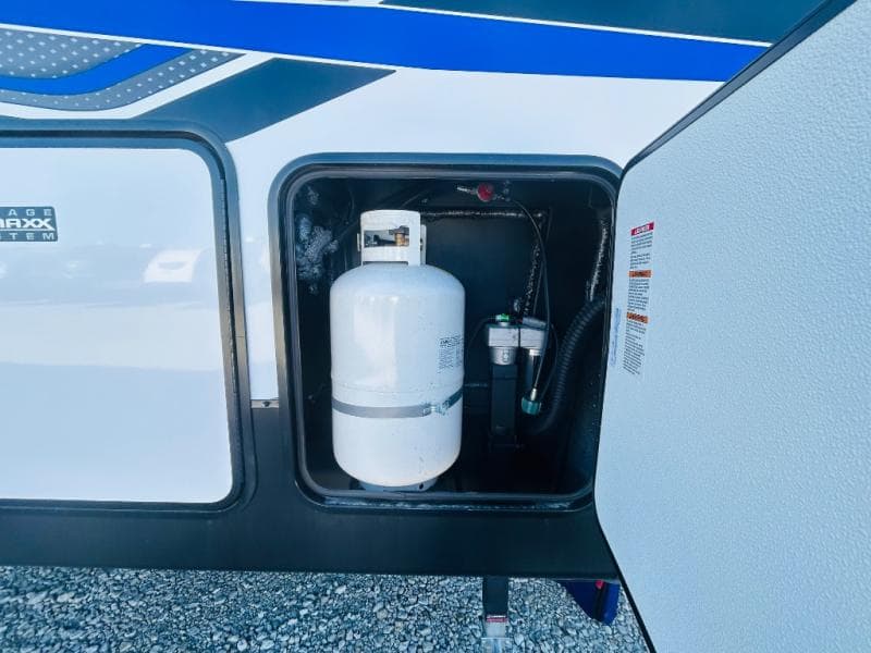 2026 Forest River 2026 Forest River Vengeance Rogue Armored Toy Hauler - thumbnail 8