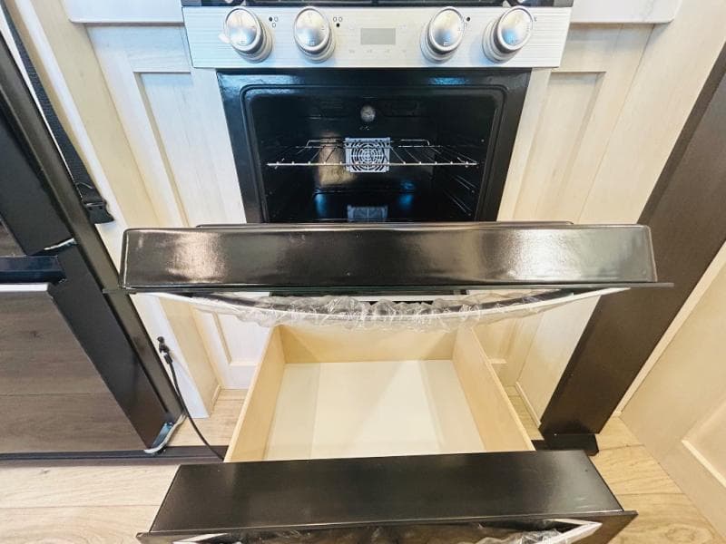 2026 Forest River 2026 Forest River Vengeance Rogue Armored Toy Hauler - thumbnail 22