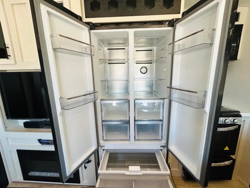 2026 Forest River 2026 Forest River Vengeance Rogue Armored Toy Hauler - thumbnail 26