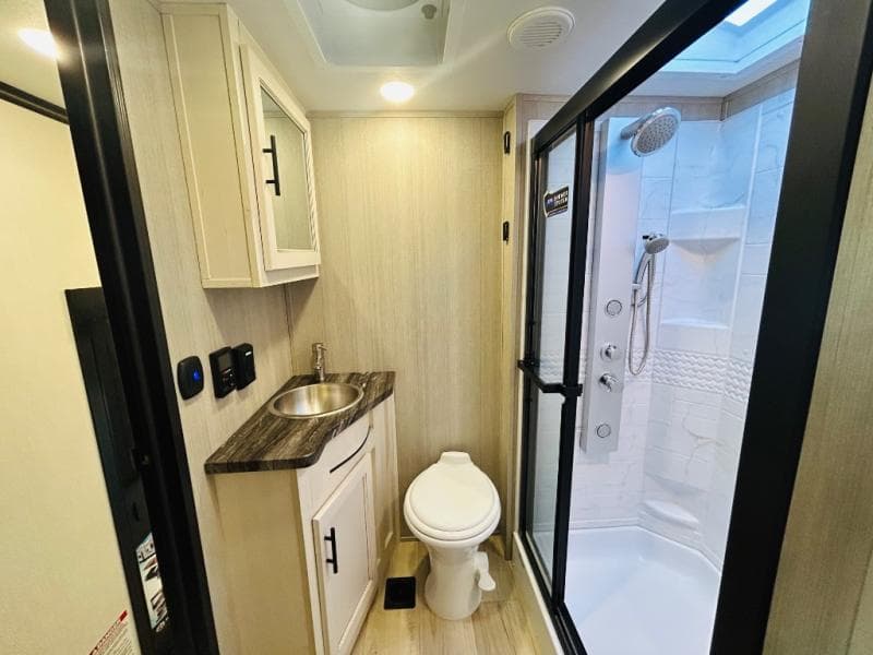 2026 Forest River 2026 Forest River Vengeance Rogue Armored Toy Hauler - thumbnail 53