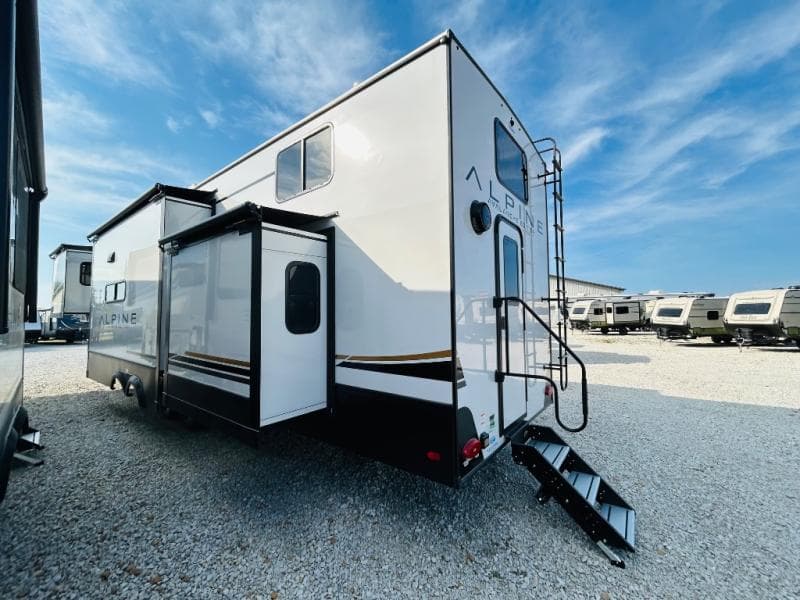 2025 Keystone 2025 Keystone Alpine Avalanche Edition - thumbnail 7