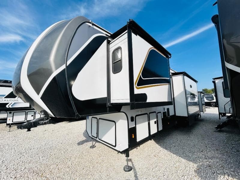 2025 Keystone 2025 Keystone Alpine Avalanche Edition - thumbnail 8