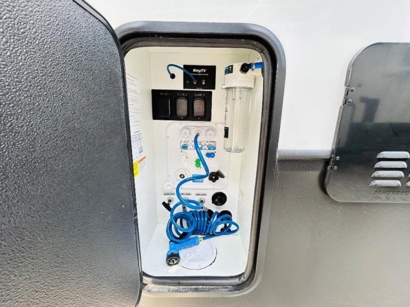 2025 Keystone 2025 Keystone Alpine Avalanche Edition - thumbnail 14