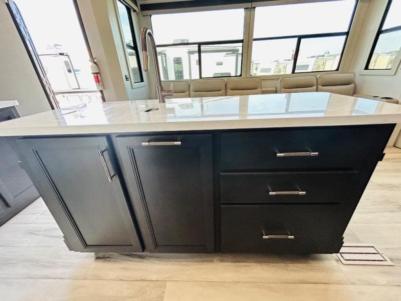 2025 Keystone 2025 Keystone Alpine Avalanche Edition - thumbnail 35