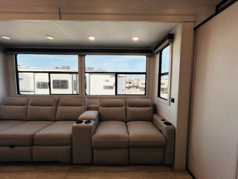 2025 Keystone 2025 Keystone Alpine Avalanche Edition - thumbnail 58