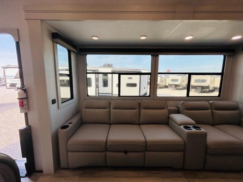 2025 Keystone 2025 Keystone Alpine Avalanche Edition - thumbnail 61