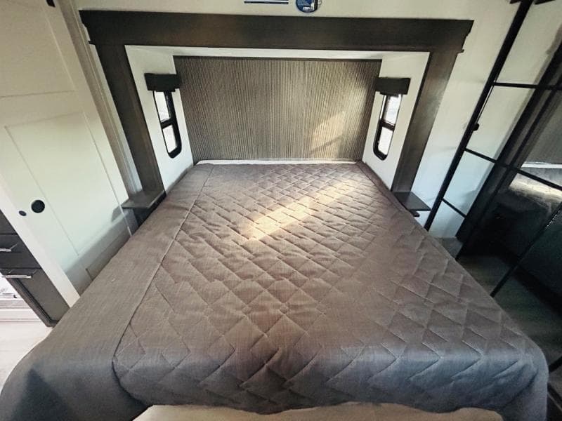 2025 Keystone 2025 Keystone Alpine Avalanche Edition - thumbnail 77