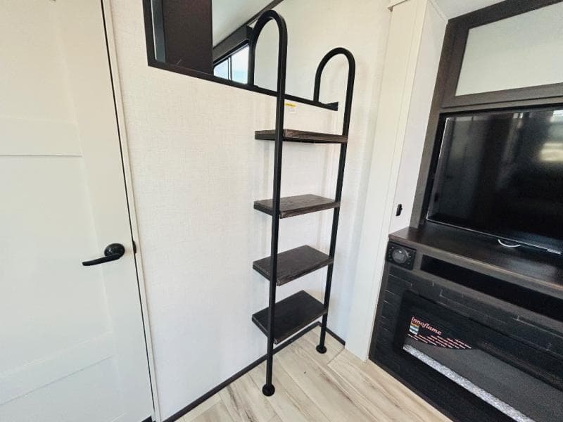 2025 Keystone 2025 Keystone Alpine Avalanche Edition - thumbnail 86