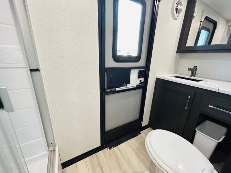 2025 Keystone 2025 Keystone Alpine Avalanche Edition - thumbnail 95