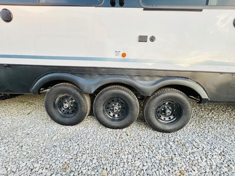 2026 Forest River 2026 Forest River Salem Grand Villa - thumbnail 10