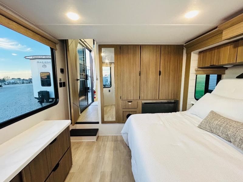 2026 Forest River 2026 Forest River Salem Grand Villa - thumbnail 17