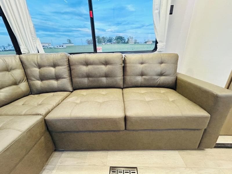 2026 Forest River 2026 Forest River Salem Grand Villa - thumbnail 48