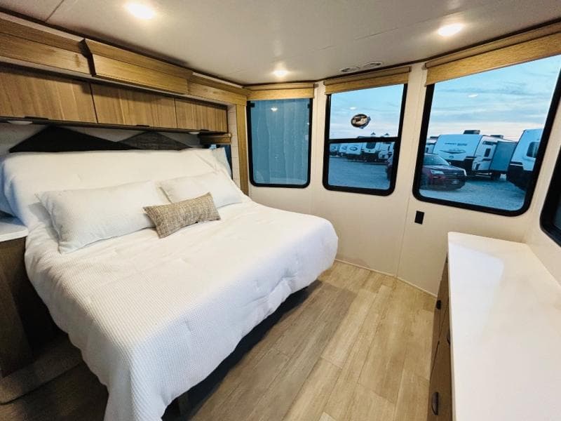 2026 Forest River 2026 Forest River Salem Grand Villa - thumbnail 74