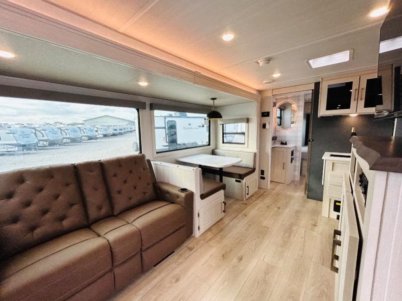 2026 Forest River 2026 Forest River Surveyor Legend - thumbnail 15