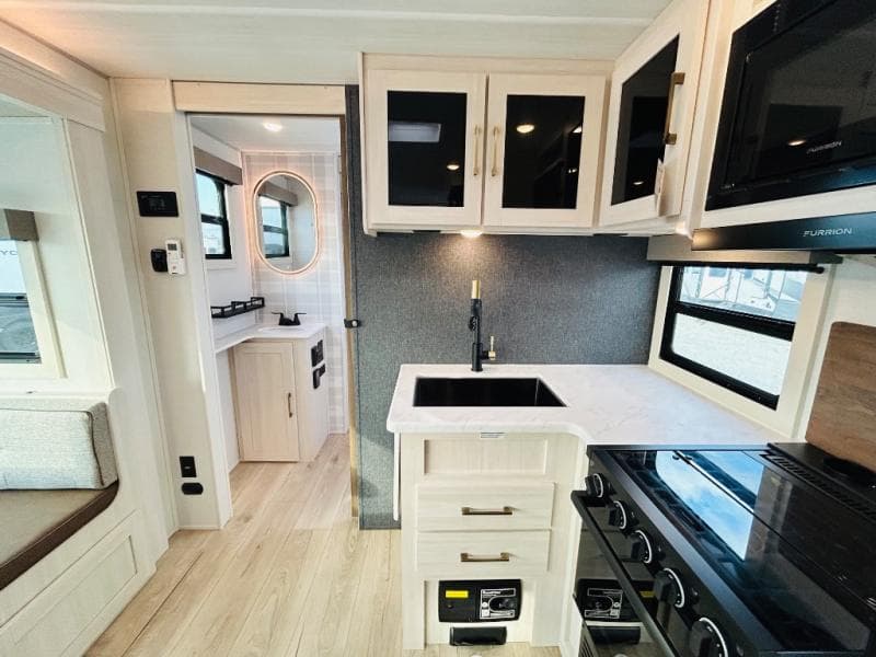 2026 Forest River 2026 Forest River Surveyor Legend - thumbnail 20