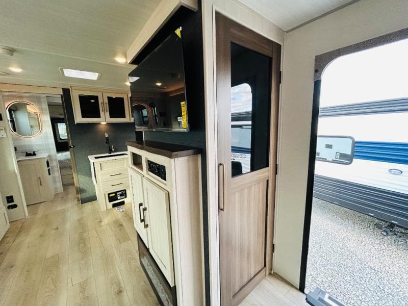 2026 Forest River 2026 Forest River Surveyor Legend - thumbnail 34