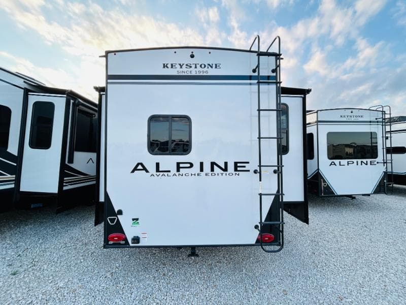 2026 Keystone 2026 Keystone Alpine Avalanche Edition - thumbnail 5