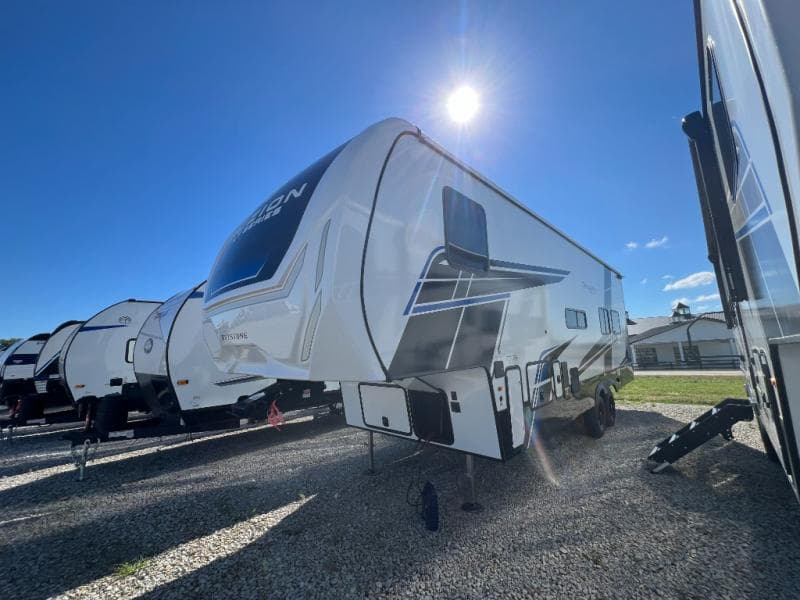 2026 Keystone 2026 Keystone Fuzion Impact Edition Toy Hauler - thumbnail 5