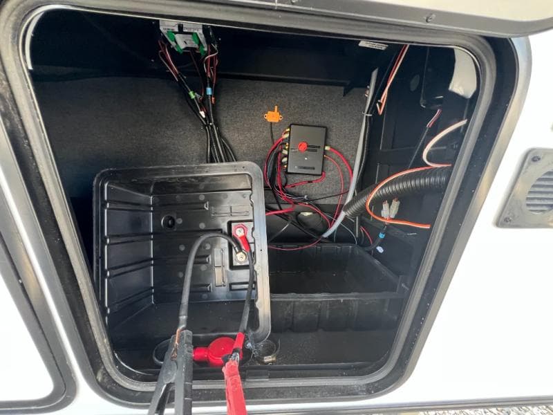 2026 Keystone 2026 Keystone Fuzion Impact Edition Toy Hauler - thumbnail 9