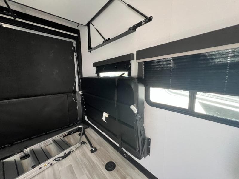 2026 Keystone 2026 Keystone Fuzion Impact Edition Toy Hauler - thumbnail 18