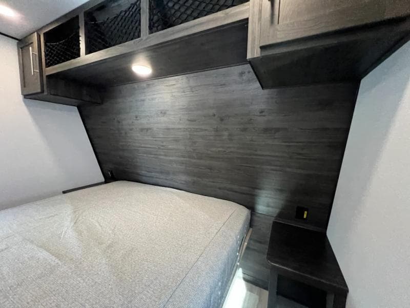 2026 Keystone 2026 Keystone Fuzion Impact Edition Toy Hauler - thumbnail 37