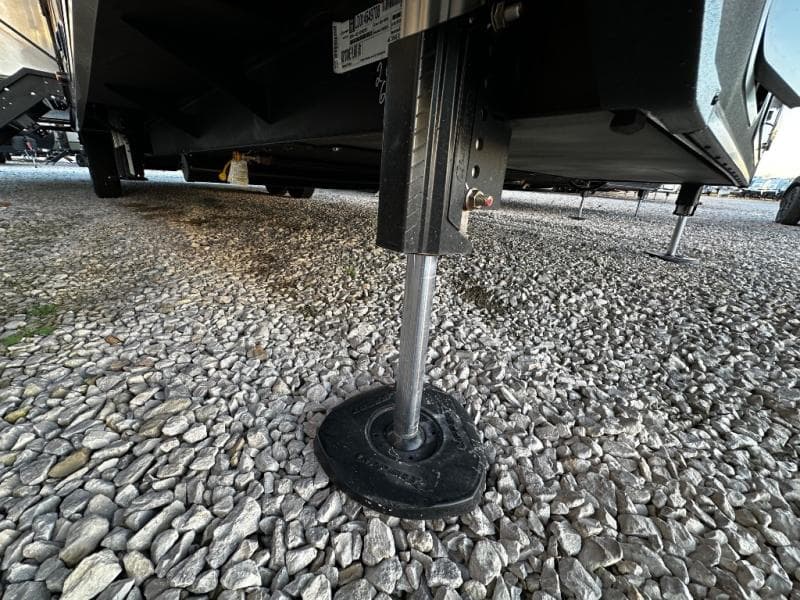 2026 Keystone 2026 Keystone Alpine - thumbnail 9