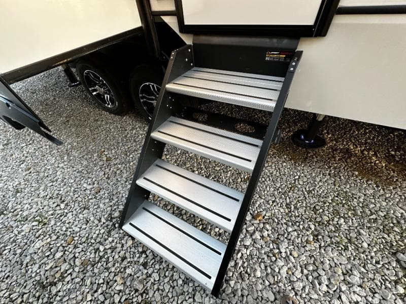 2026 Keystone 2026 Keystone Alpine - thumbnail 11