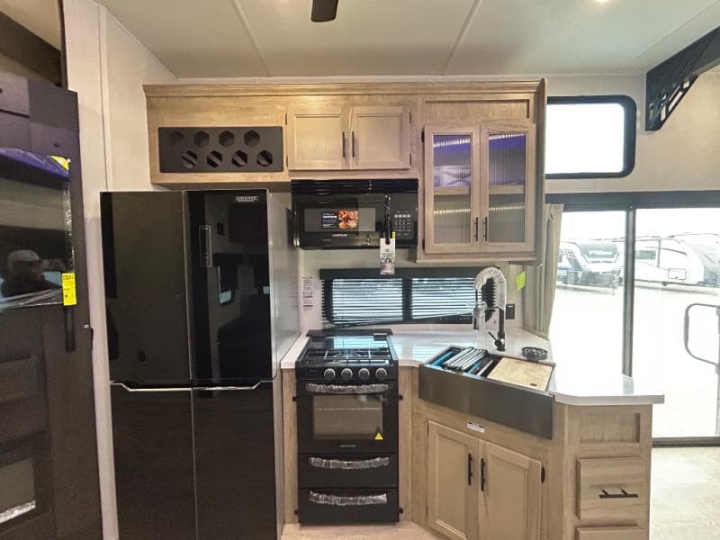 2026 Forest River 2026 Forest River Cherokee Timberwolf - thumbnail 8