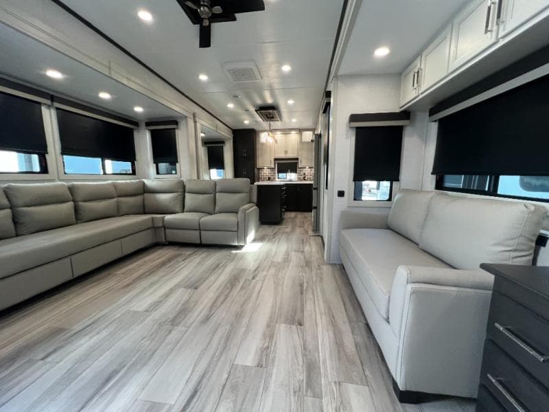 2026 Keystone 2026 Keystone Alpine Avalanche Edition - thumbnail 18