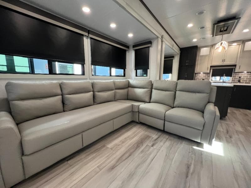 2026 Keystone 2026 Keystone Alpine Avalanche Edition - thumbnail 19