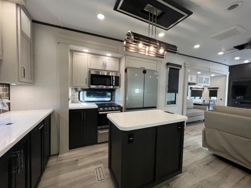 2026 Keystone 2026 Keystone Alpine Avalanche Edition - thumbnail 26