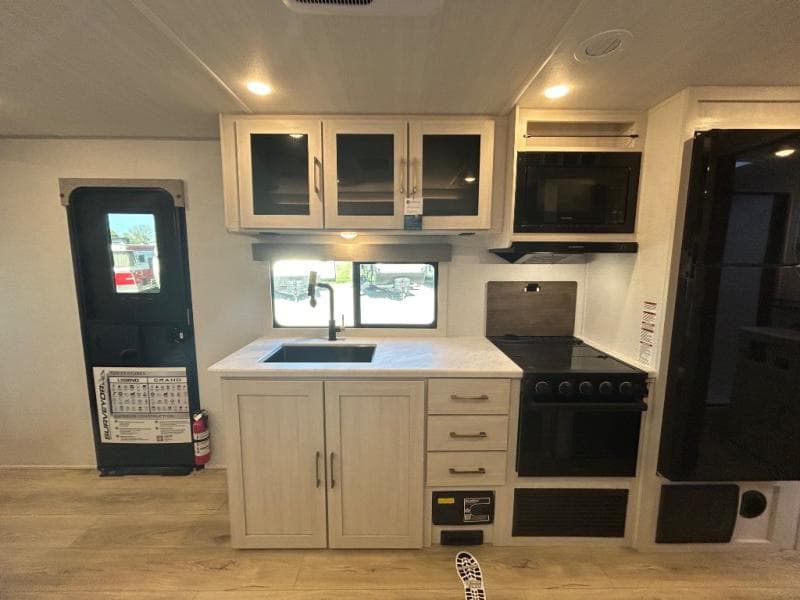 2026 Forest River 2026 Forest River Surveyor Legend - thumbnail 19