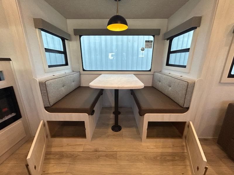 2026 Forest River 2026 Forest River Surveyor Legend - thumbnail 33