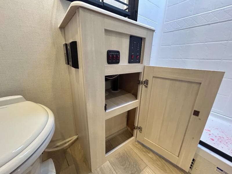 2026 Forest River 2026 Forest River Surveyor Legend - thumbnail 41