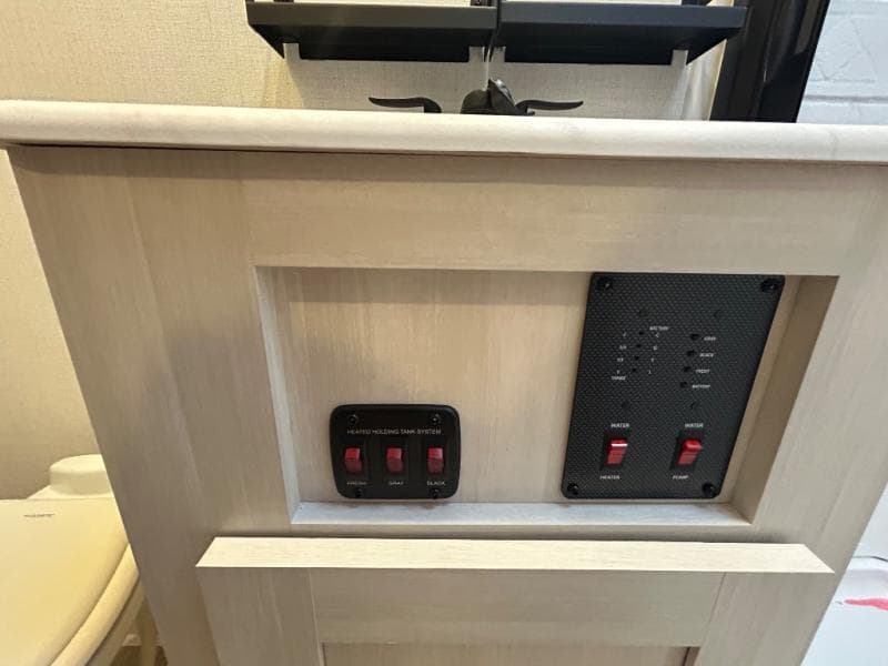 2026 Forest River 2026 Forest River Surveyor Legend - thumbnail 44